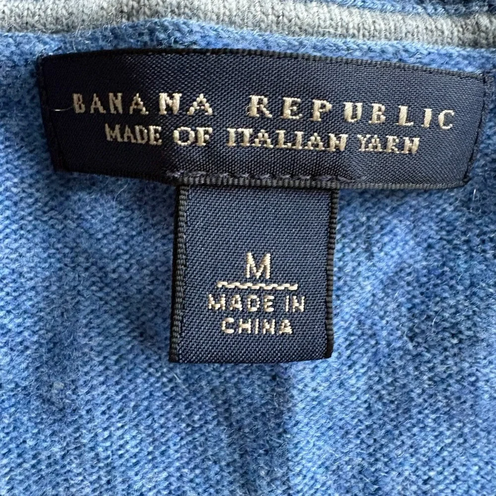 Banana Republic Mens Blue Italian Yarn Perfect Comfort Crew Neck Sweater‎ Size M